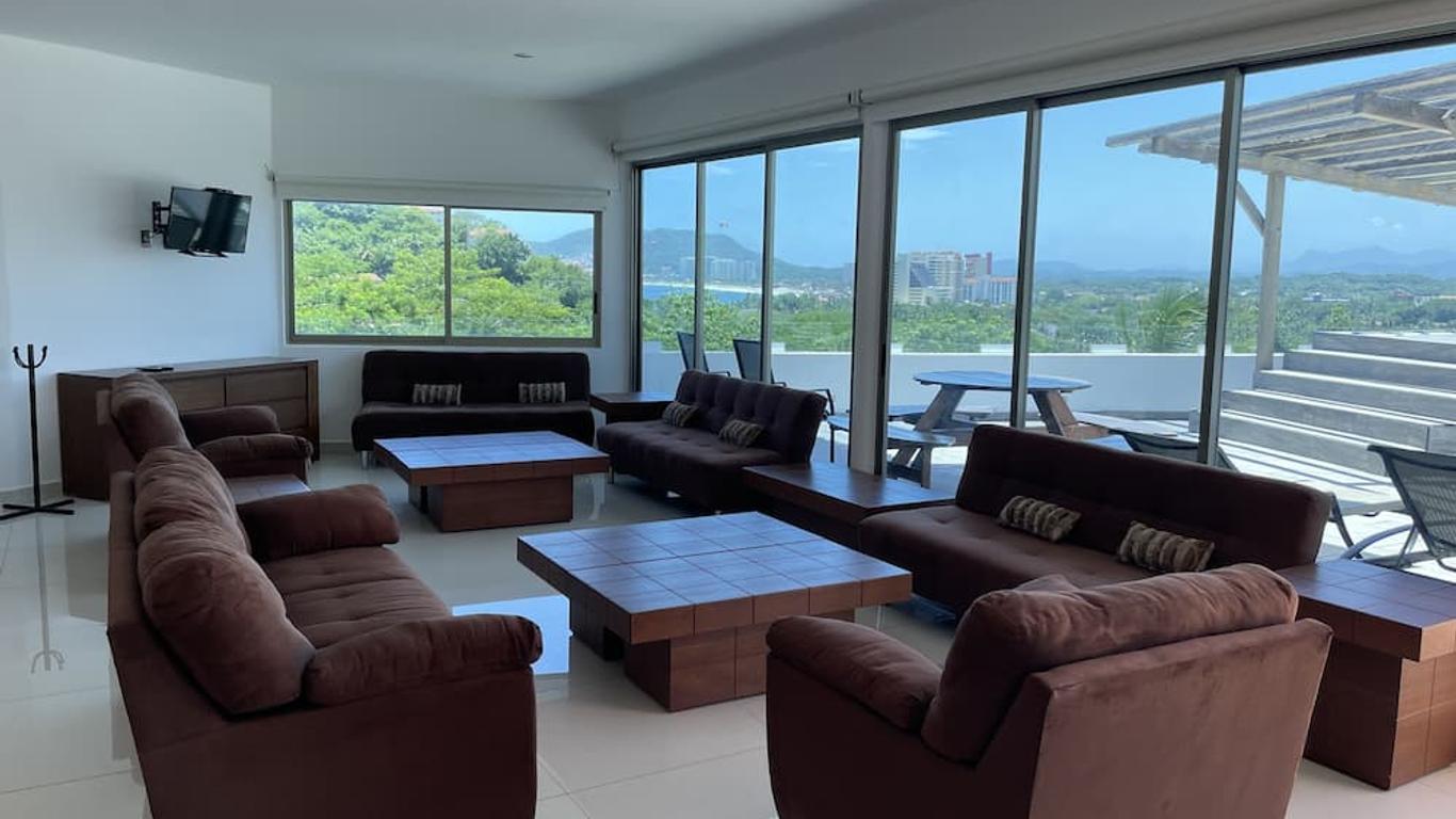 La Loma Suites