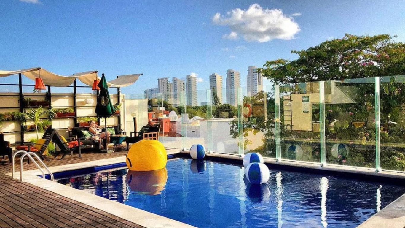 Nomads Hotel & Rooftop Pool Cancun